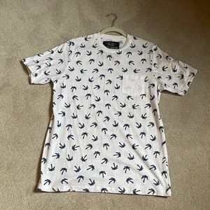 Mens Medium Broken Threads Cotton White Top Blue Palm Trees Shirt